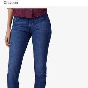 Womans Sculting Slim Fit Lee Pull On Jeans Size 12